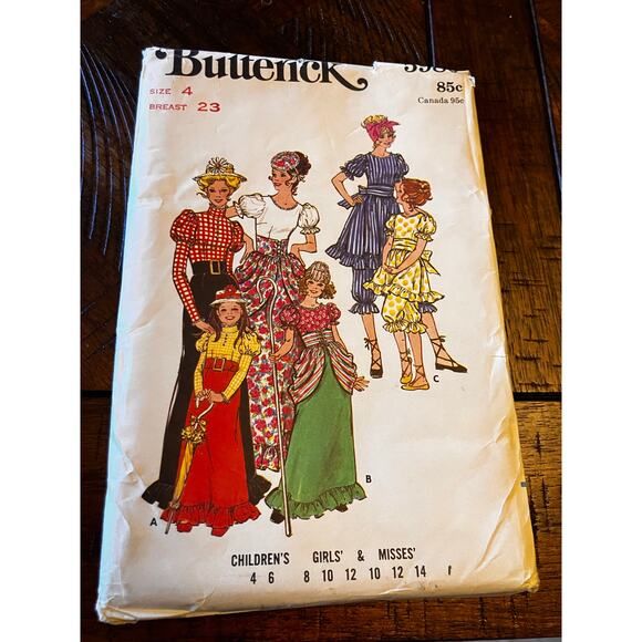 Vintage Sewing Patterns Simplicity Butterick Costumes 1970s Women Men Kids VTG - Picture 11 of 11